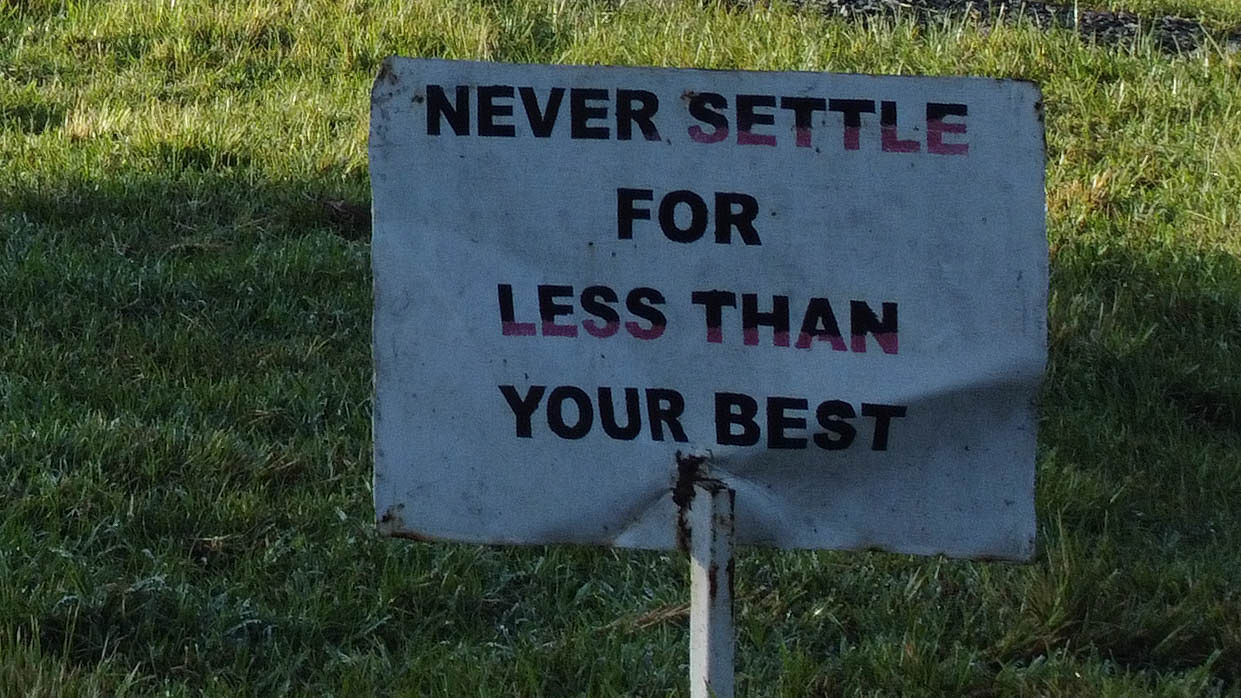 School motivation sign